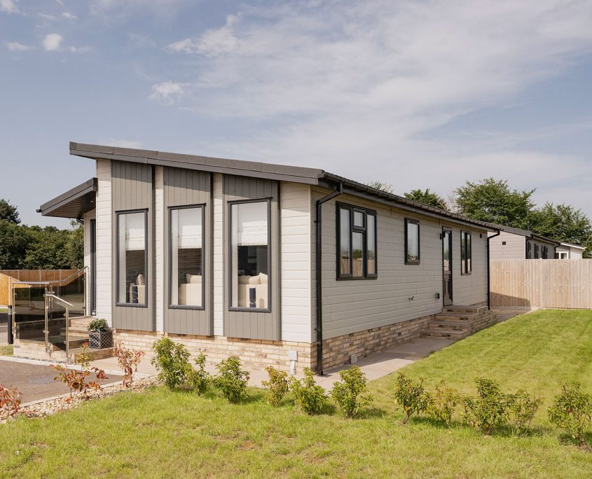 Prestige-Avanti-Exterior0825